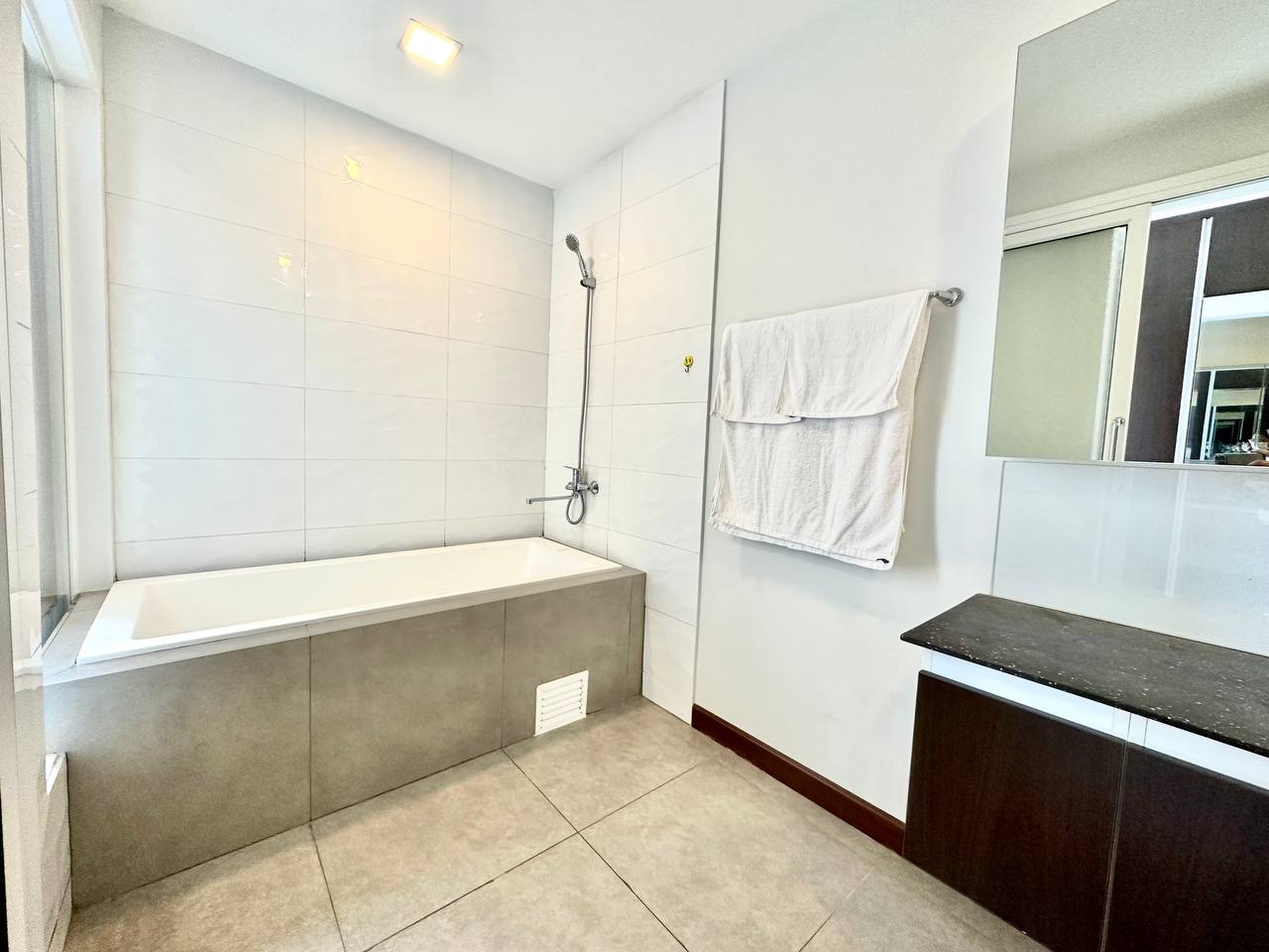 LUXERY TWO BEDROOM FOR RENT