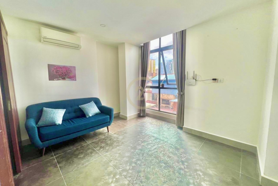 Two bedrooms takes 2min to  independence monument