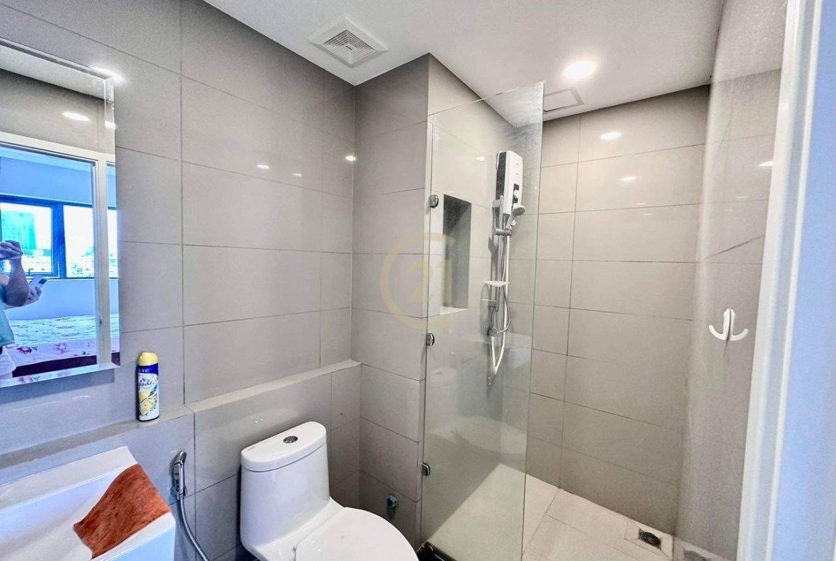 One bedroom modern condo for rent