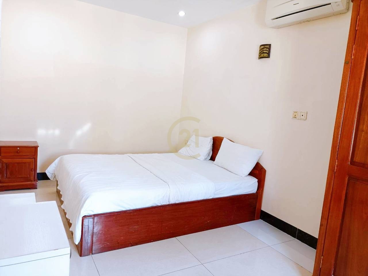 Modern Unit Two bedroom for rent at BKK3