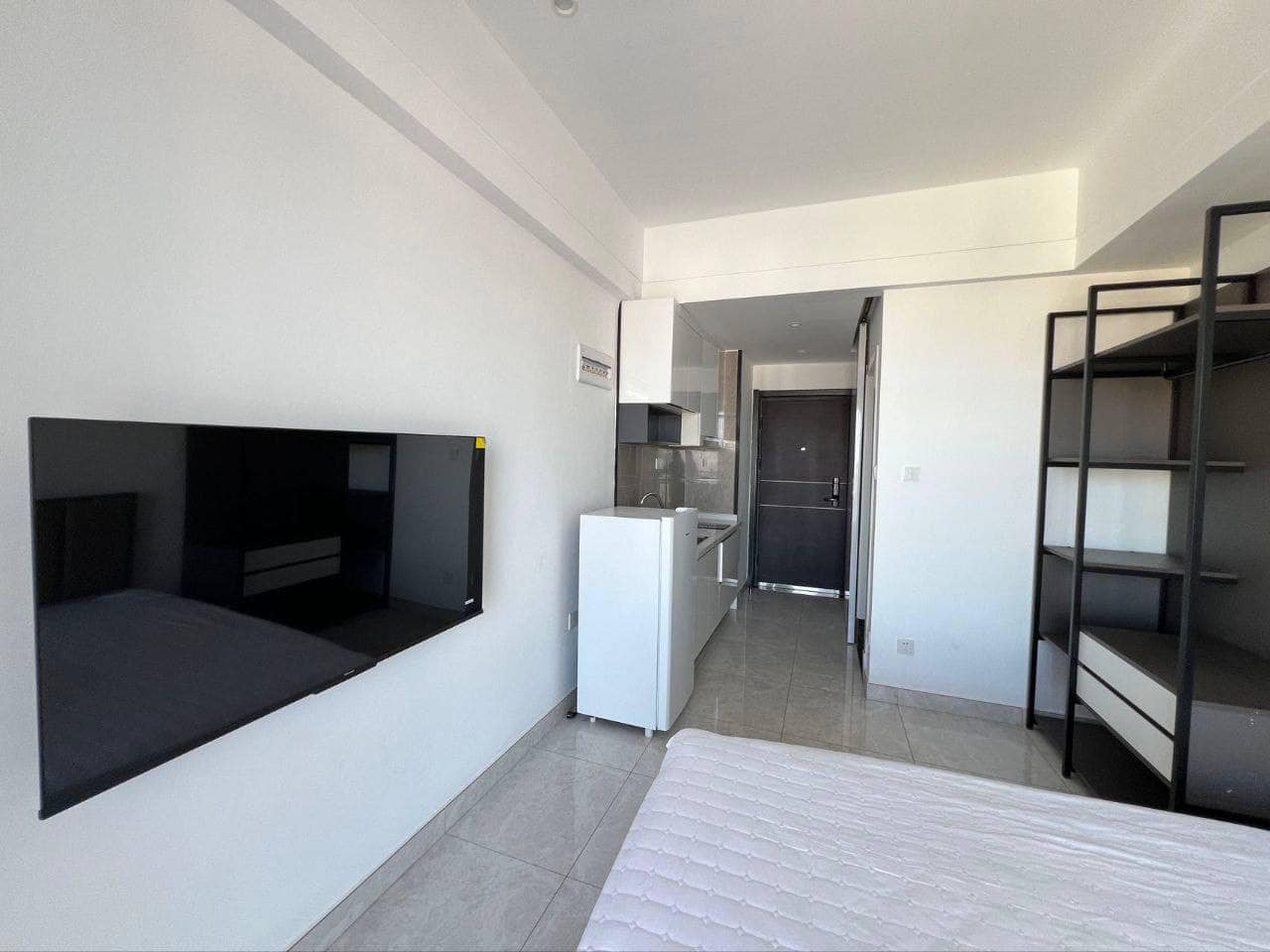 3 NICE ONE BEDROOM FOR RENT