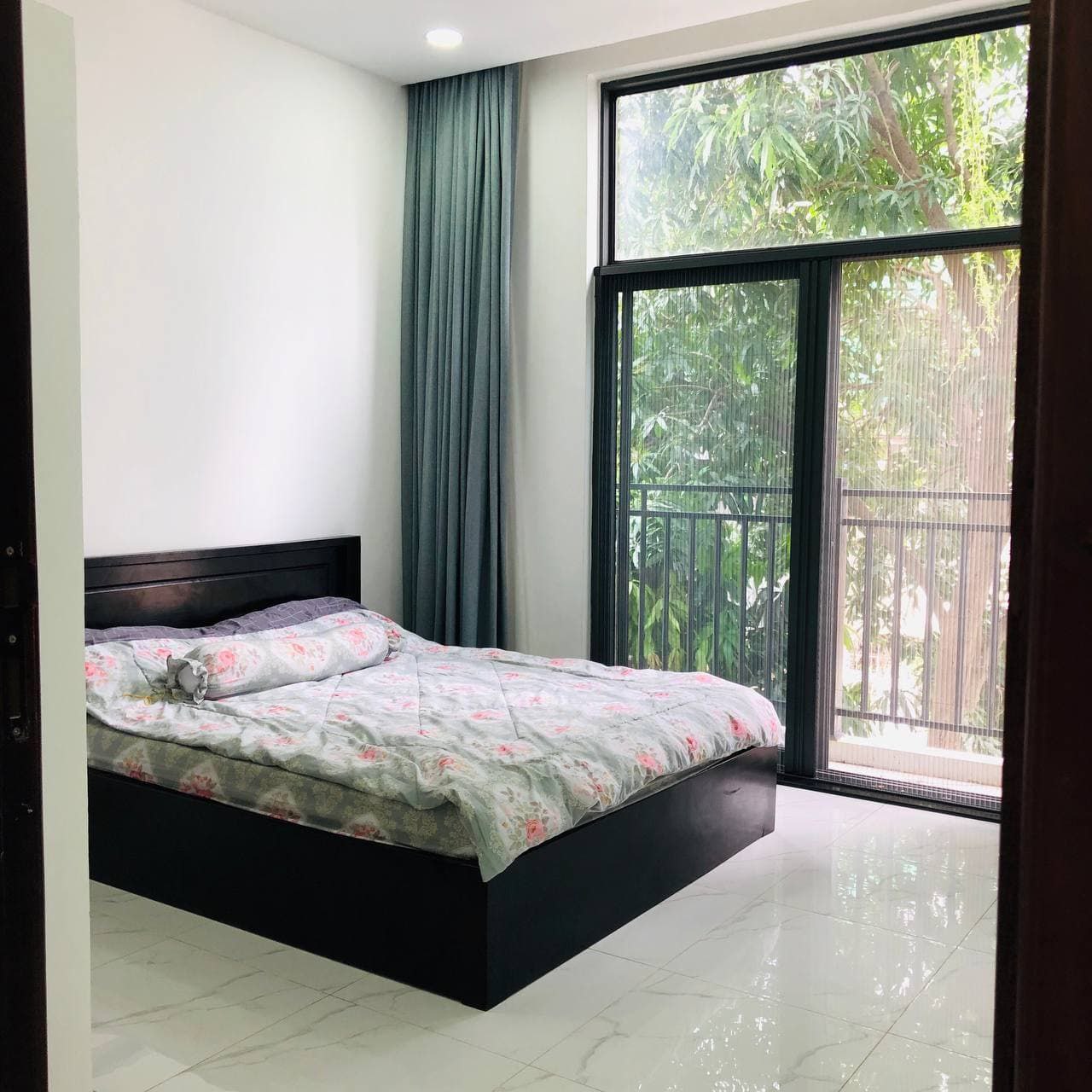 MODERN ONE BEDROOM FOR RENT