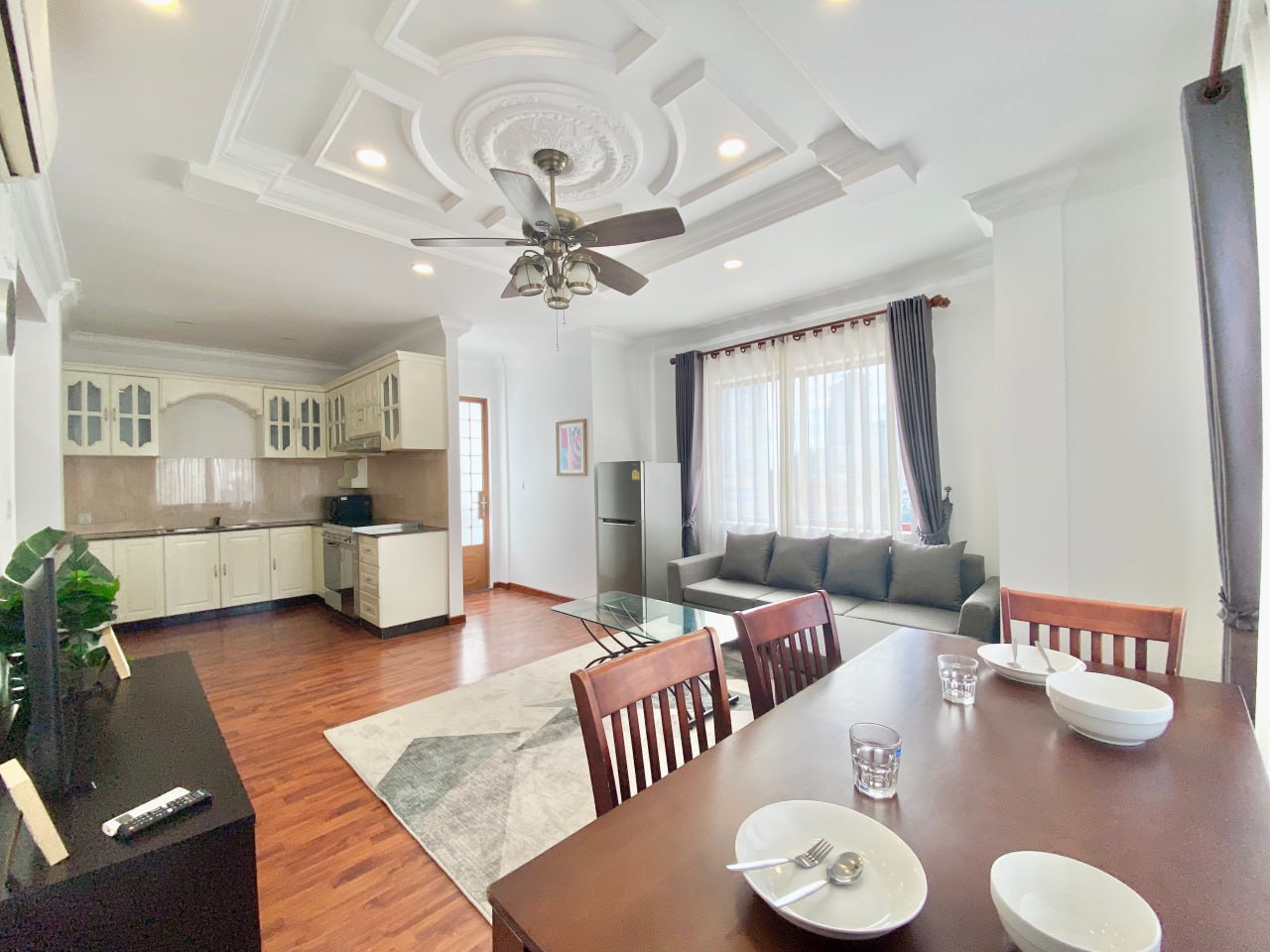 3 MODERN ONE BEDROOM FOR RENT