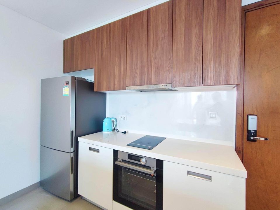 3 MODERN ONE BEDROOM FOR RENT