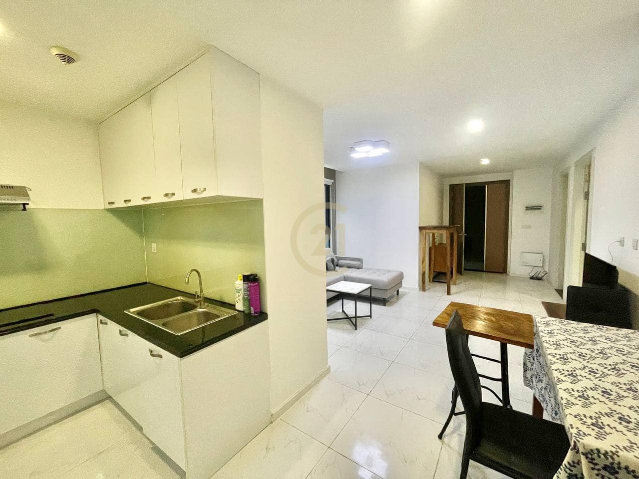 3 MODERN ONE BEDROOM FOR RENT
