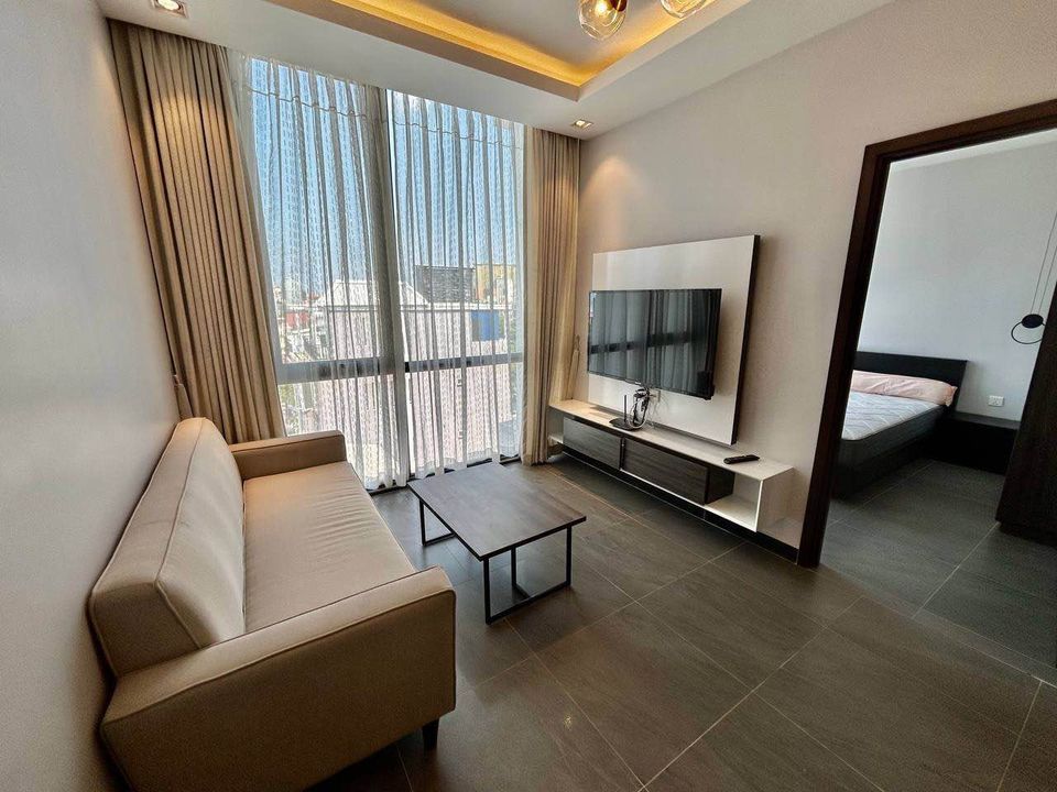 LUXERY ONE BEDROOM FOR RENT