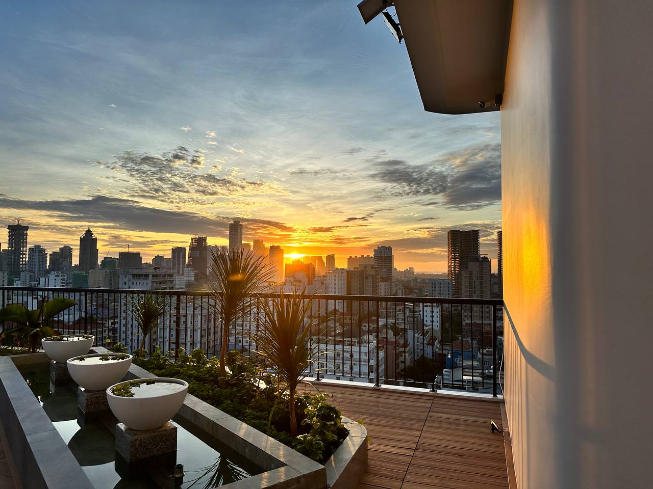 MODERN SERVICE APARTMENTS IN TTP1