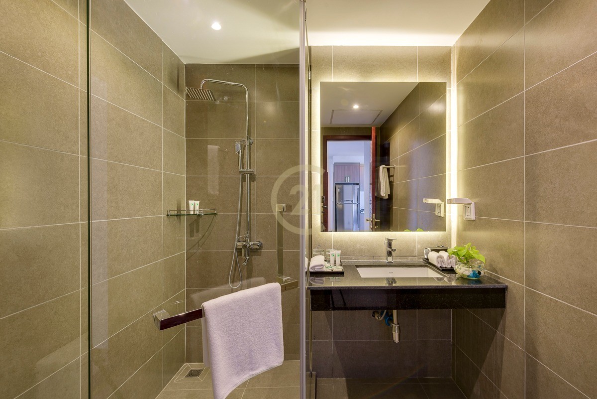 Modern 2 Bedrooms Available for Rent Located BKK2