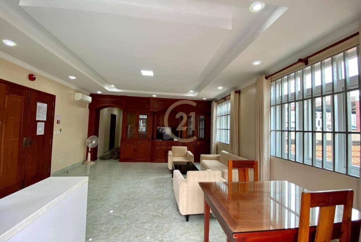 CLASSIC TWO BEDROOM FOR RENT