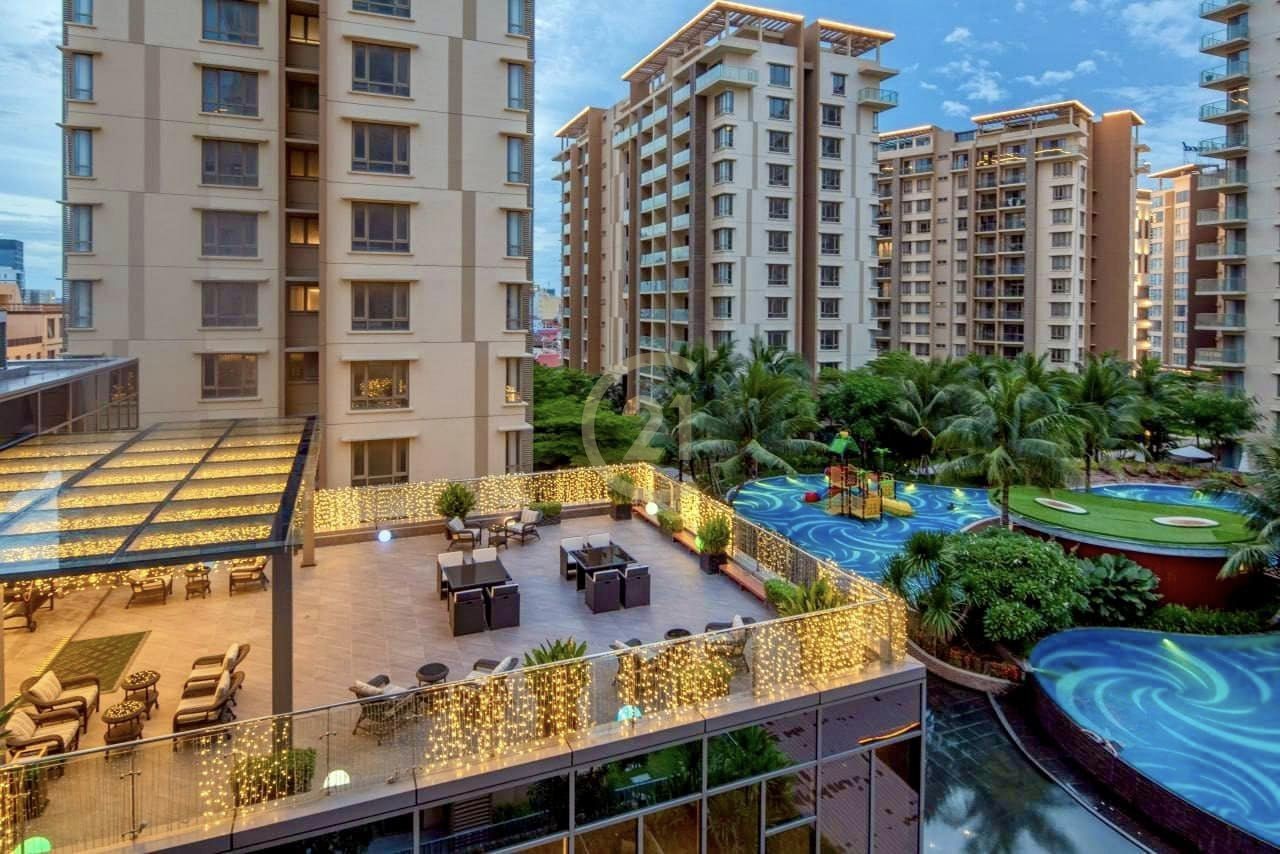 4 LUXERY TWO BEDROOM FOR RENT