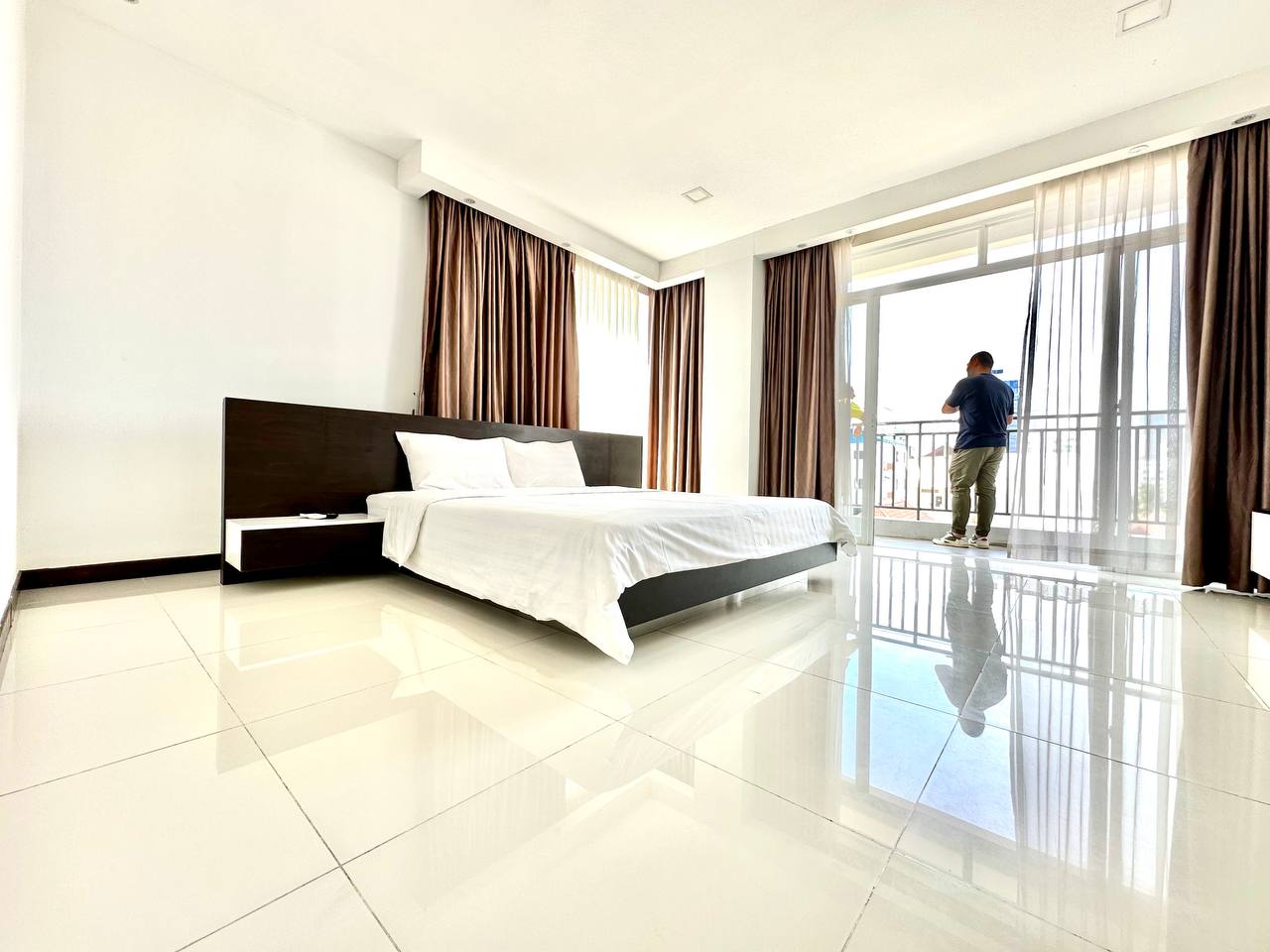 LUXERY TWO BEDROOM FOR RENT