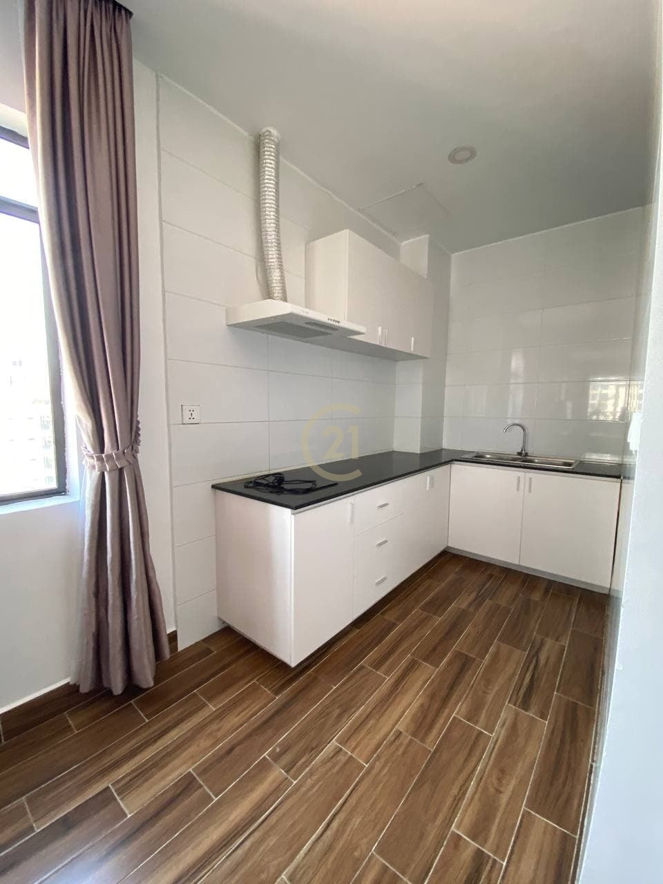 CLASSIC TWO BEDROOM FOR RENT