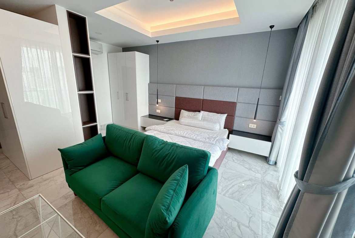 Studio apartment available for rent