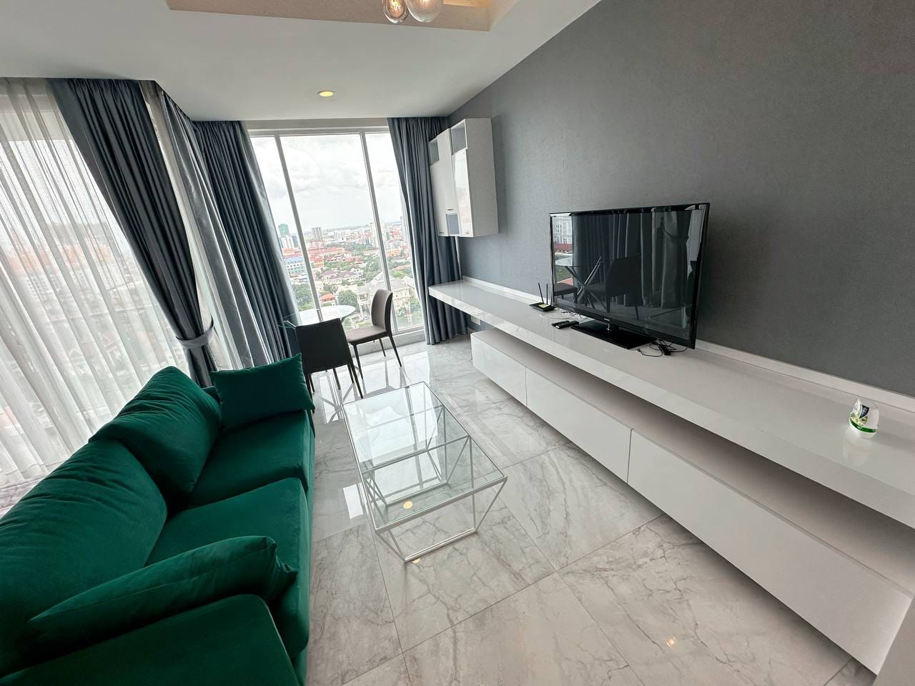 417870275_780384727438209_1809977976248455111_n Studio apartment available for rent