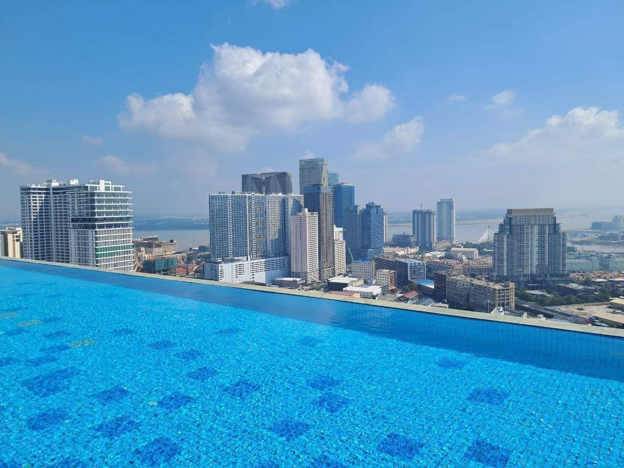 Image showcasing Guide to Penthouses: Pros and Cons of Living in a Penthouse