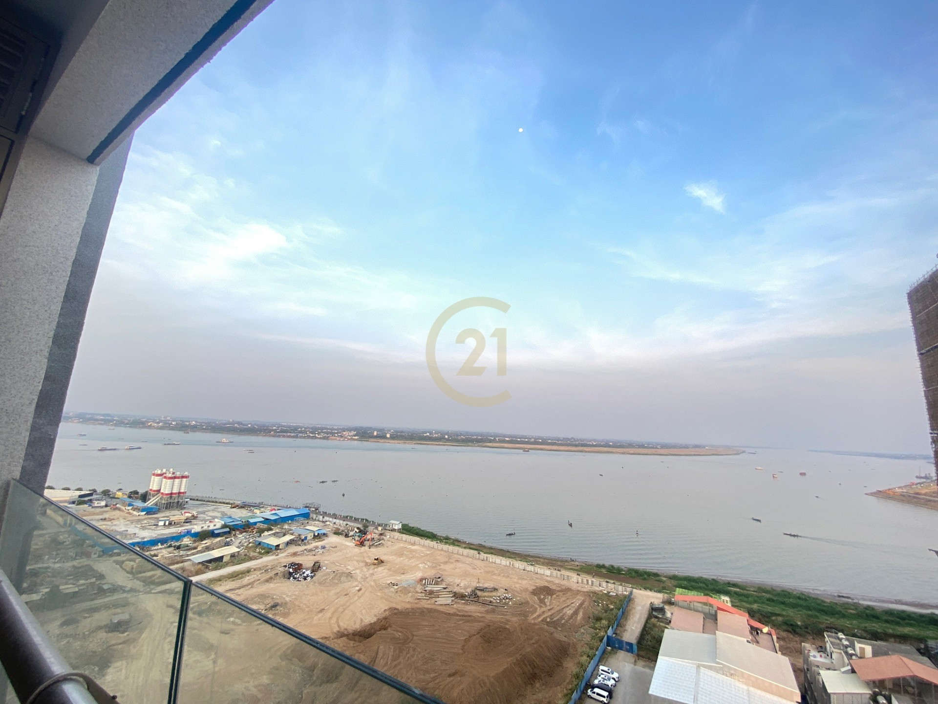 Nice one studio room for rent with fully furnished