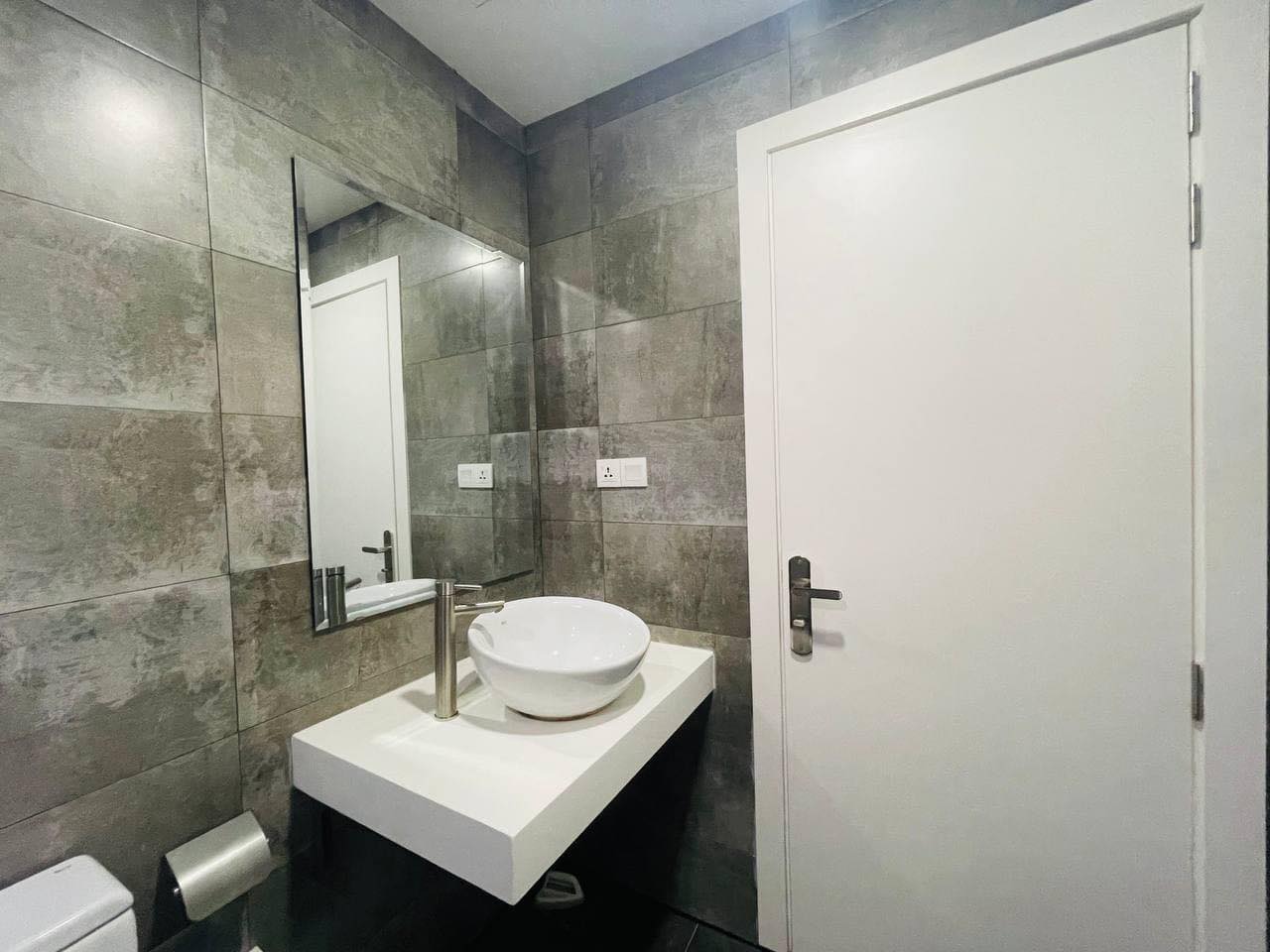 MODERN STUDIO ROOM FOR RENT