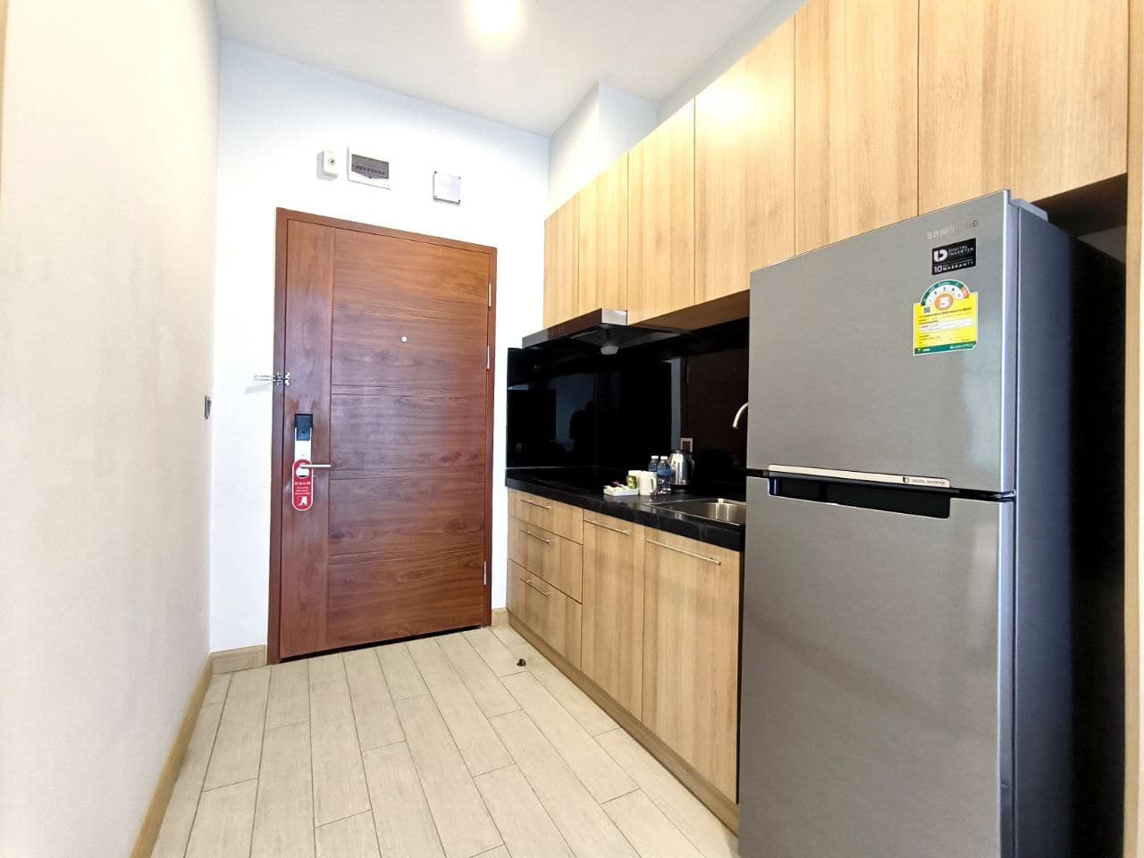 MODERN ONE BEDROOM FOR RENT
