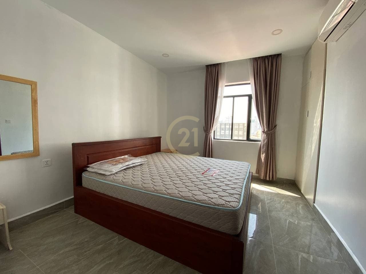CLASSIC TWO BEDROOM FOR RENT