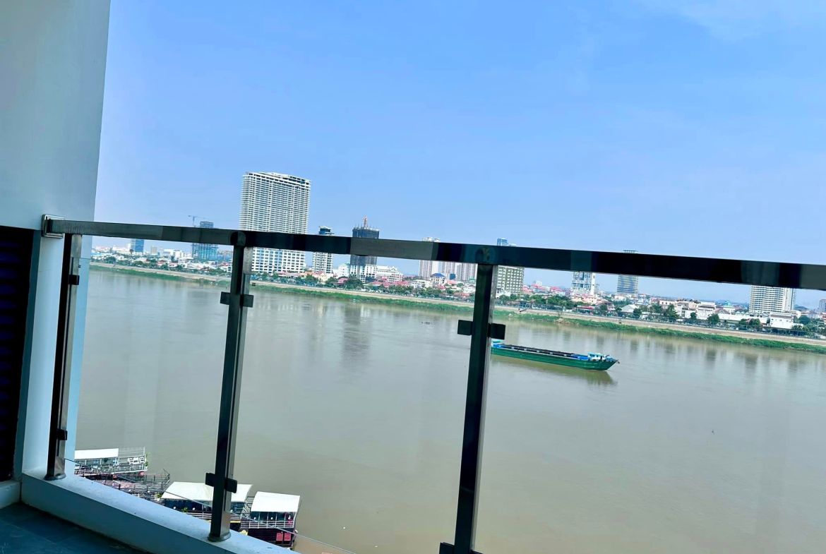 BRAND NEW STUDIO ROOM FOR RENT