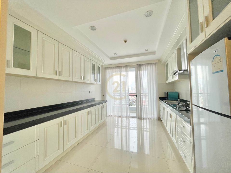 MODERN TWO BEDROOM FOR RENT