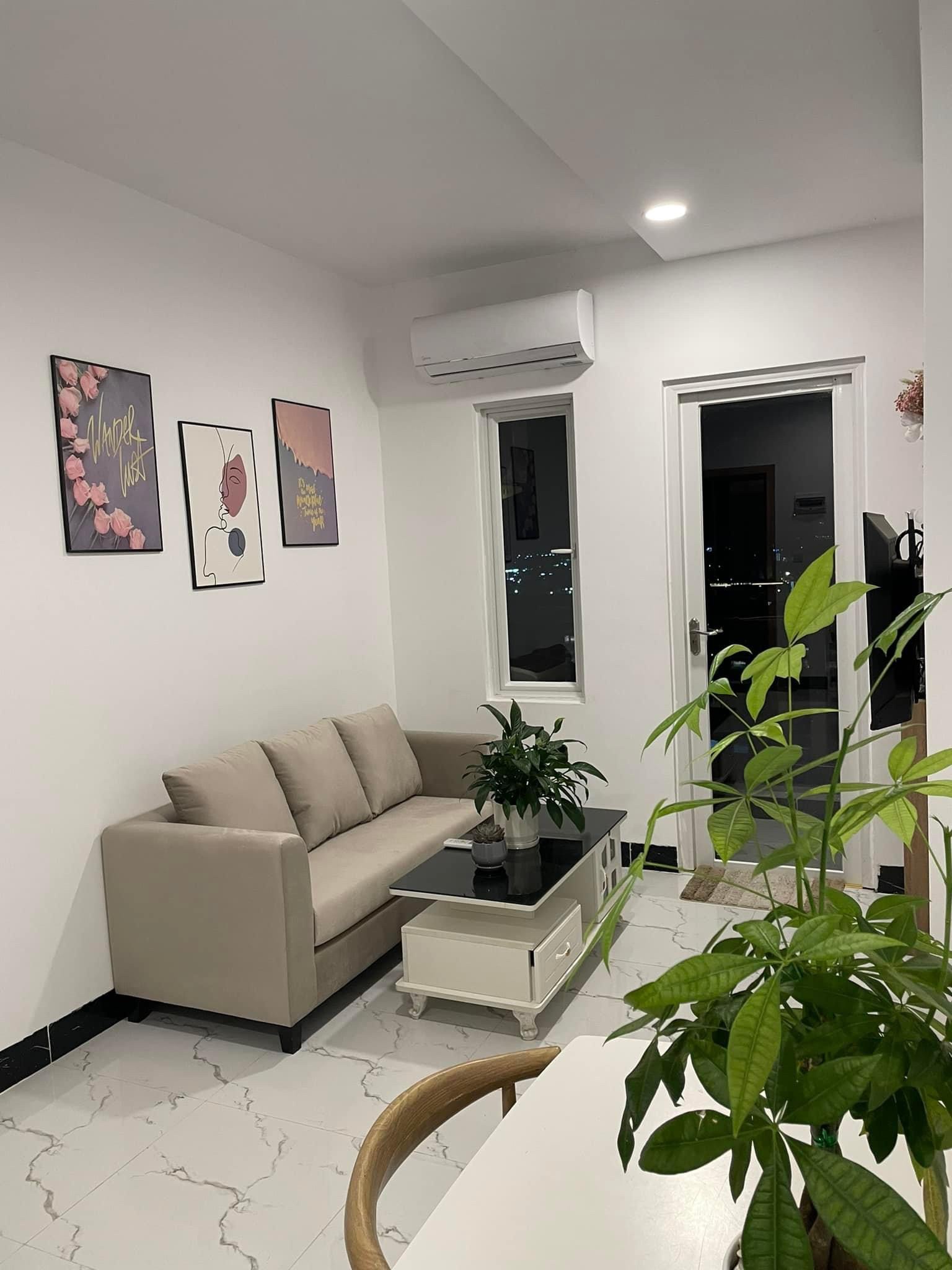 6EF8D63A-228F-4CED-BECB-9AC163E98B08