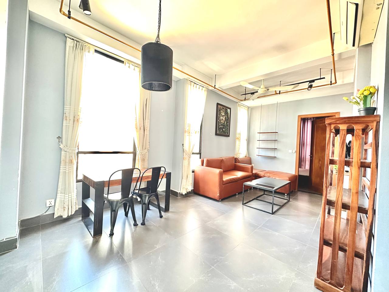 CLASSIC TWO BEDROOM FOR RENT