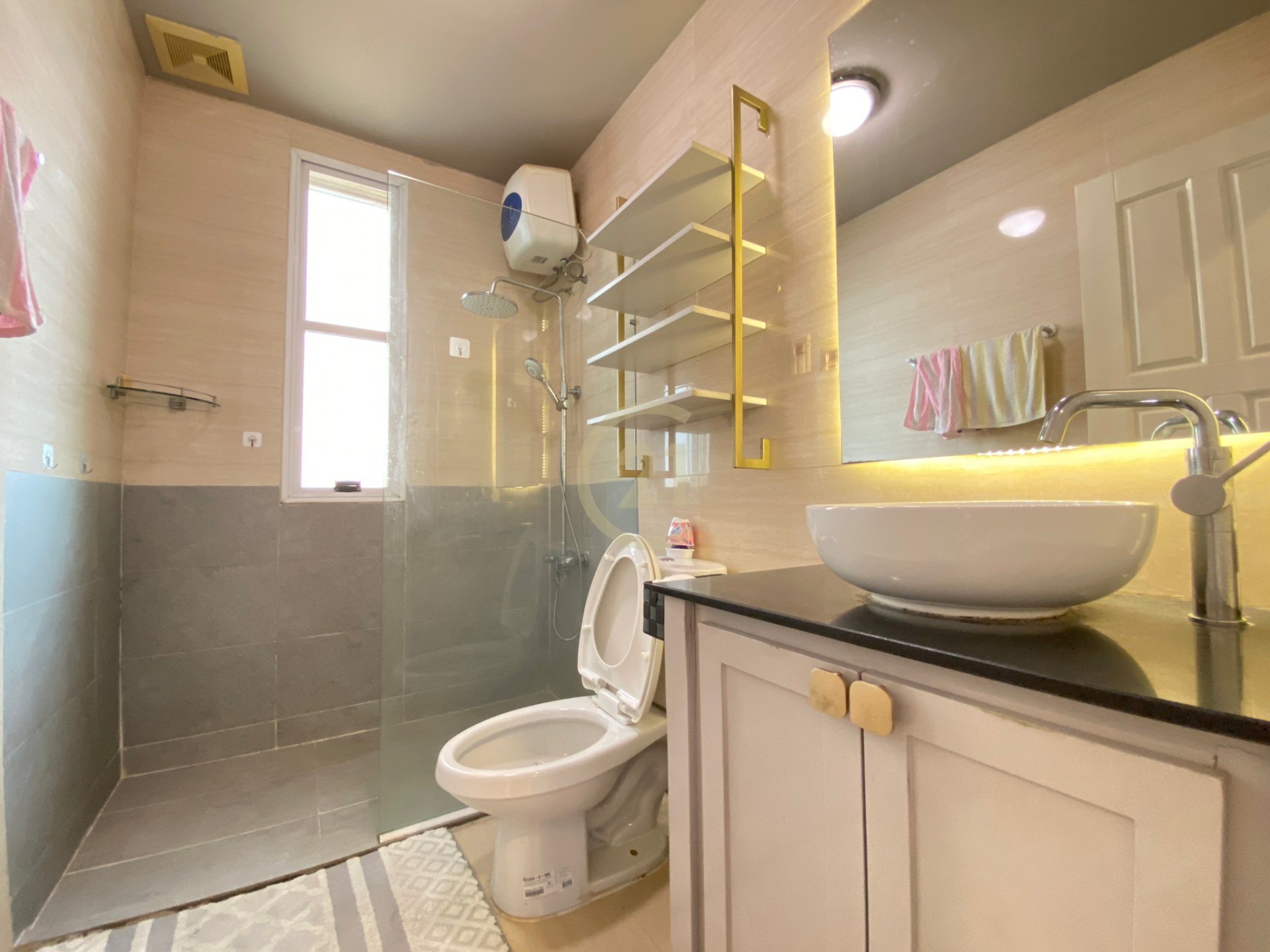 75790DE0-202A-4D03-9292-AA37480DBDDC