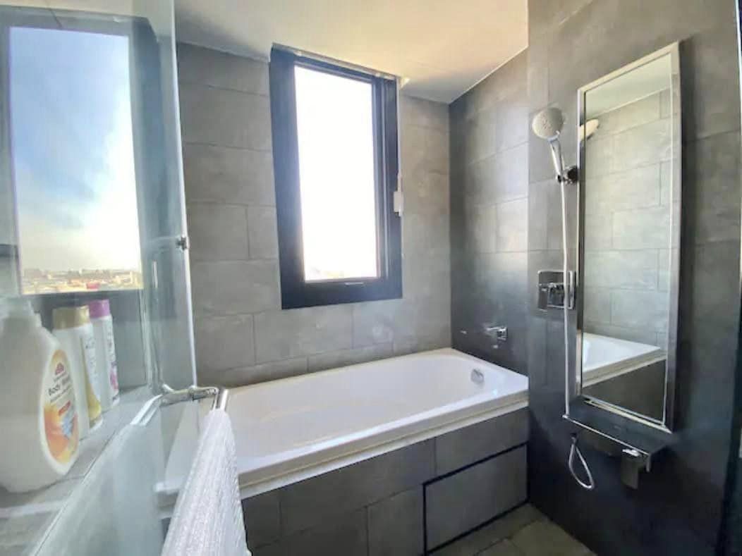 8 NICE ONE BEDROOM FOR RENT