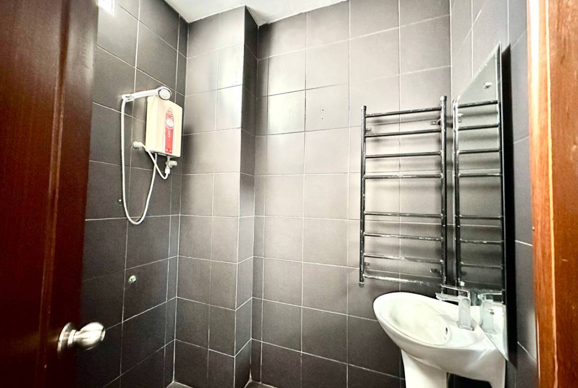 CLASSIC ONE BEDROOM FOR RENT