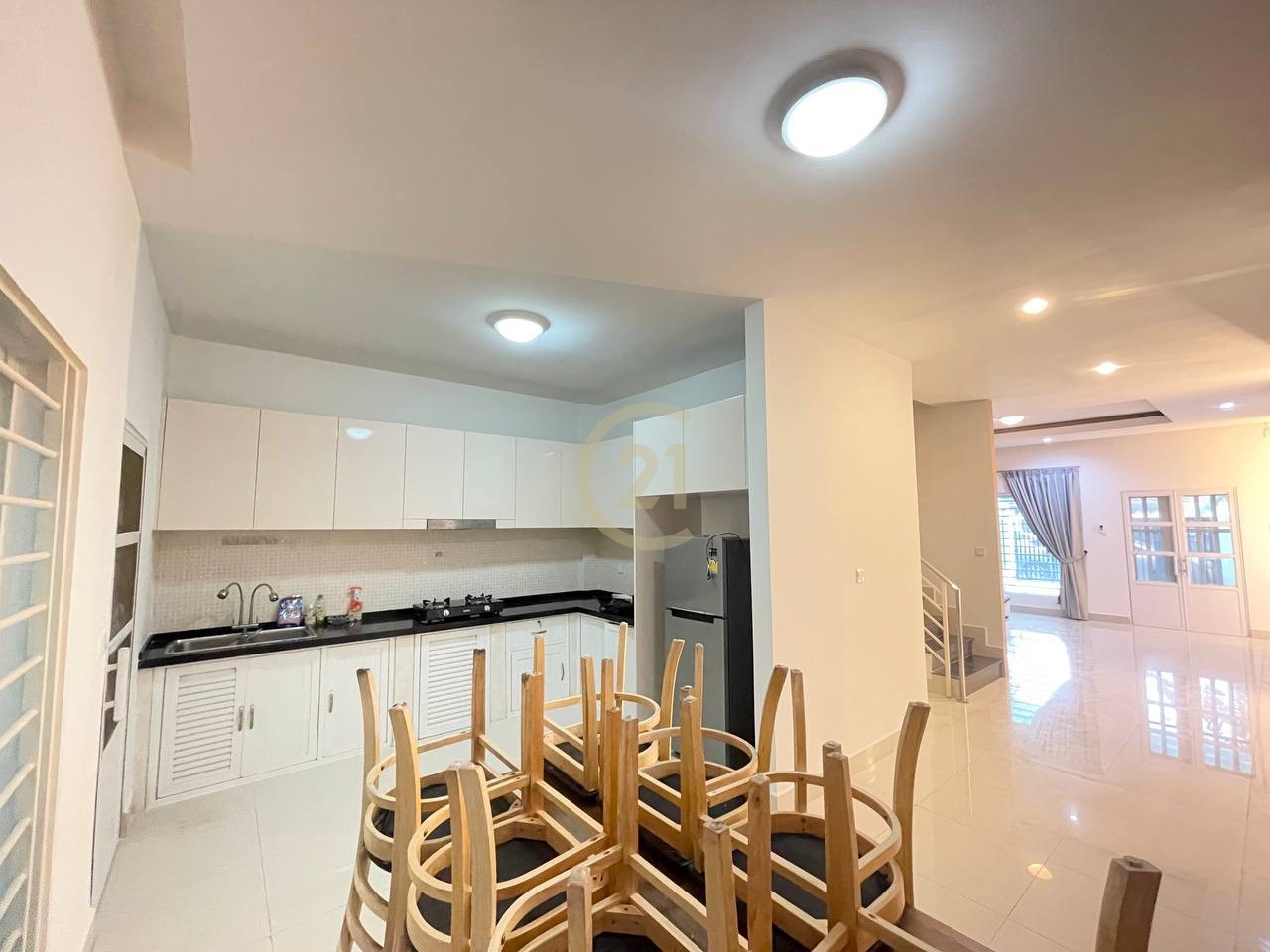 Villa for rent at Peng Hout Berng snao with fully furniture