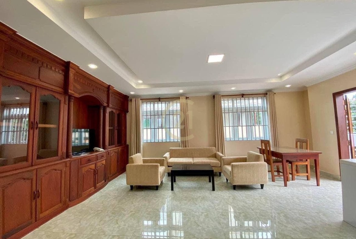 CLASSIC TWO BEDROOM FOR RENT