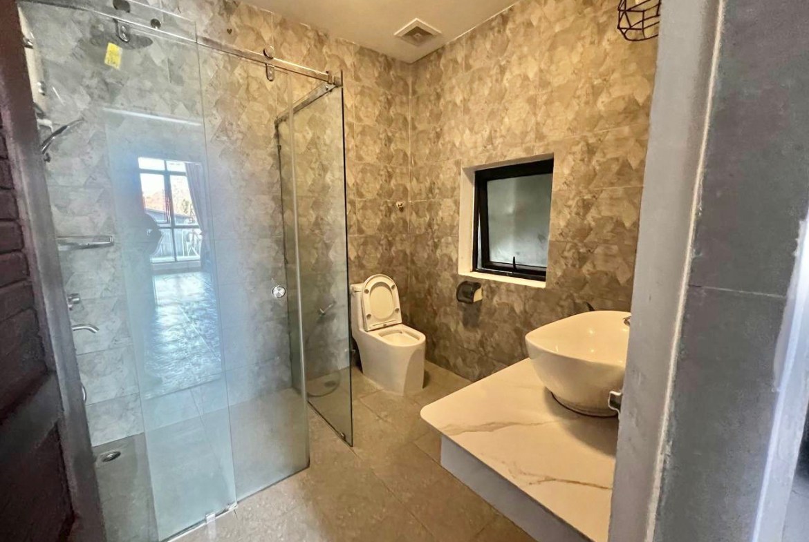 Two bedrooms 2min to Monument independence