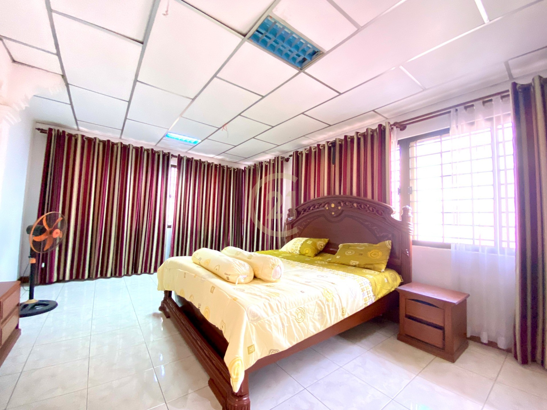 One bedroom for rent with big terrace in Doun Penh