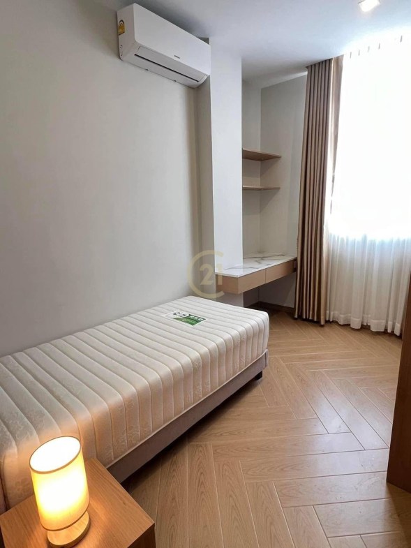 Modern condo for rent at BKK