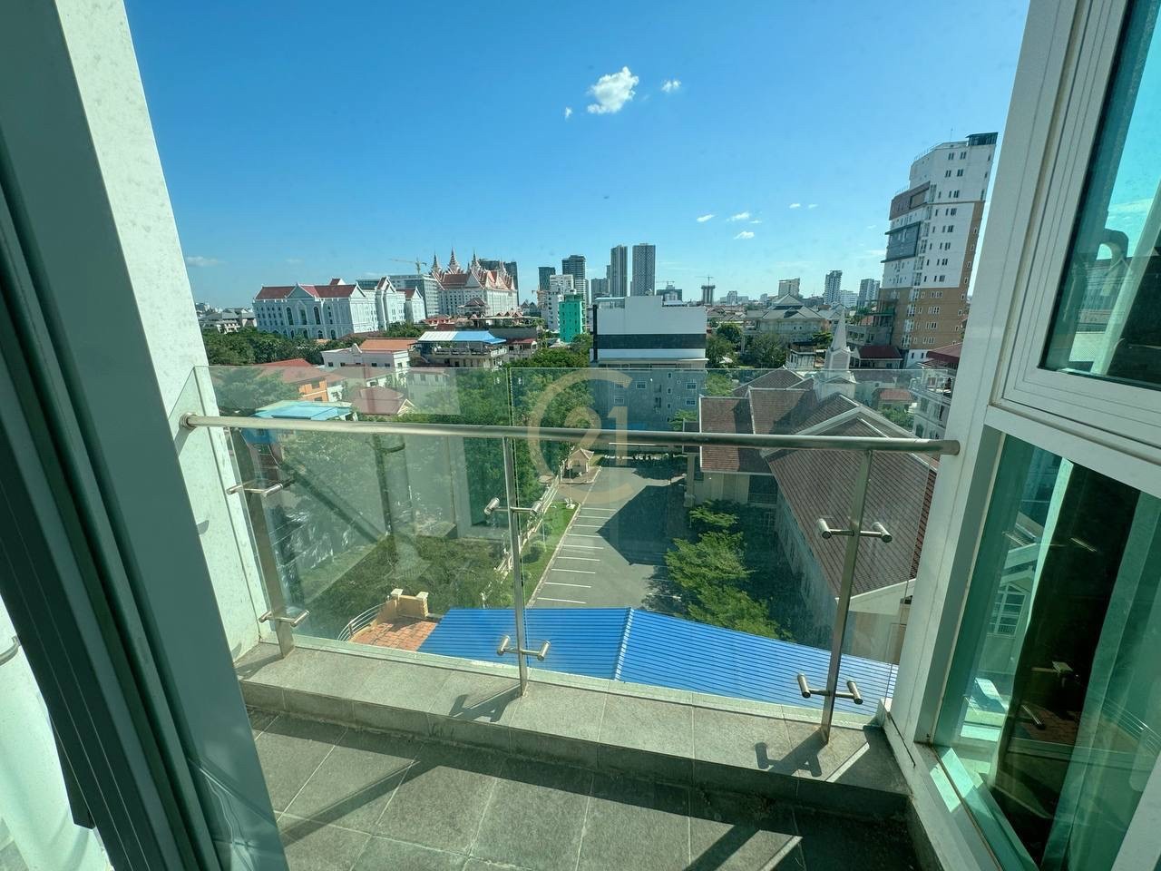 Luxury one bedroom for rent in BKK1