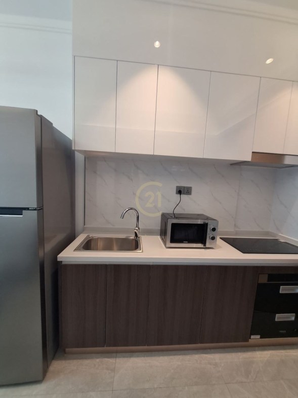 New Modern condo for rent in BKK1