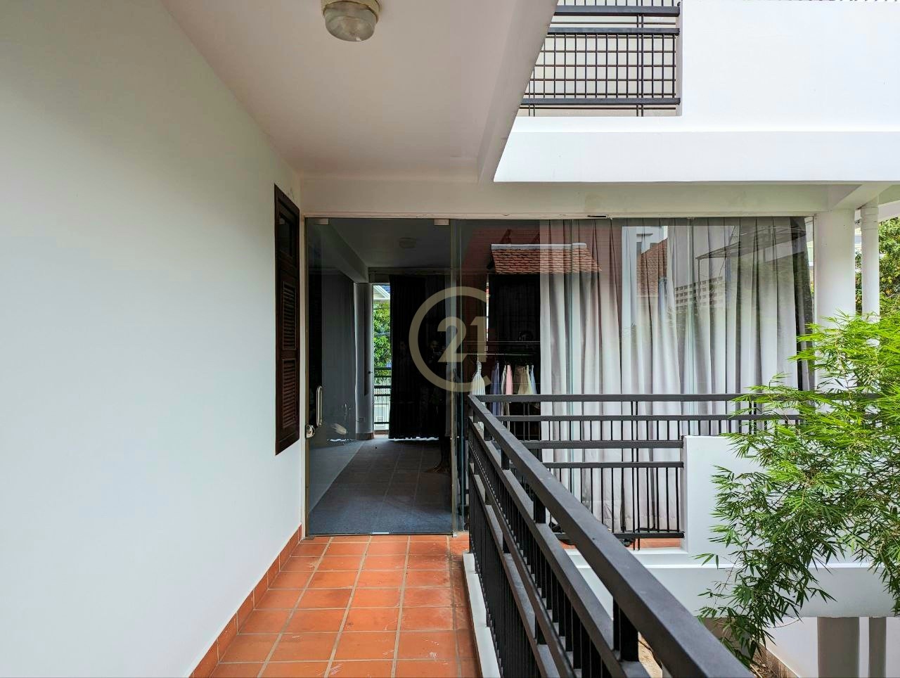 Nice Flat House for rent at BKK1