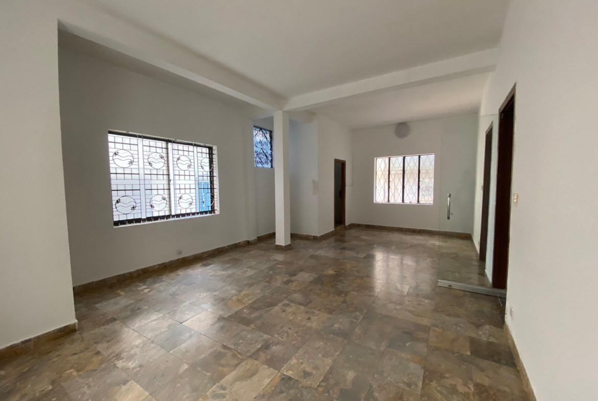 Expansive Commercial Villa for Rent in Prime Tonle Bassac Land