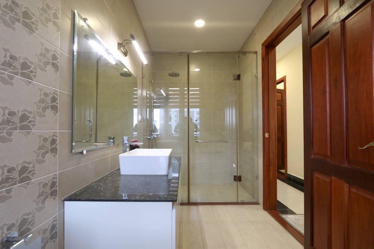 Cozy Apartment 2 Bedrooms For Rent in BKK1 Area