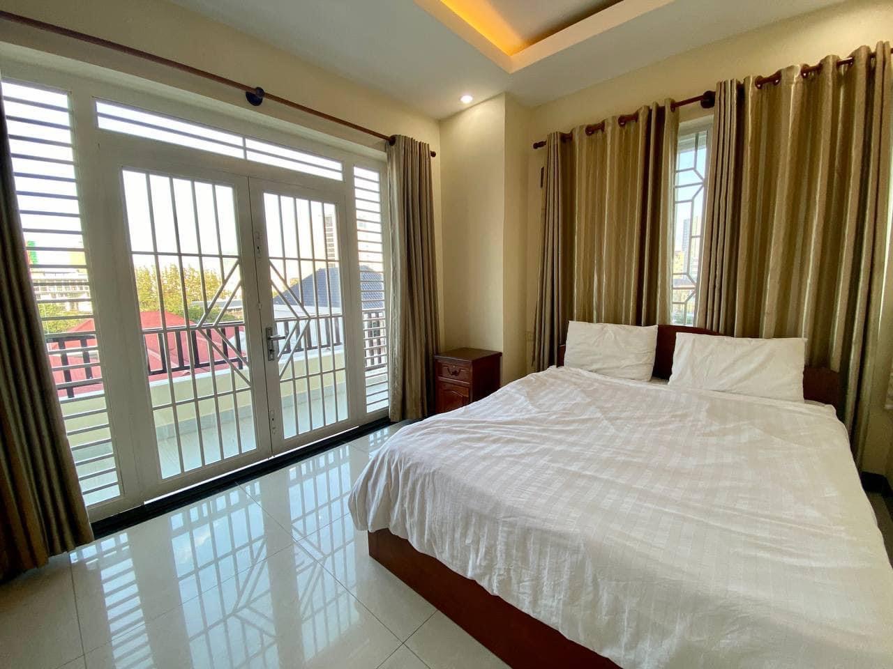 Specious Apartment 2 Beds In Toul Tumpoung 1 Area