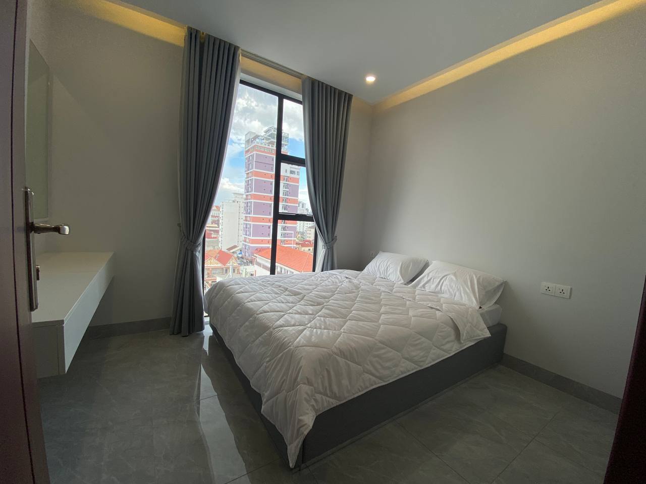 ONE BEDROOM CONDO FOR RENT