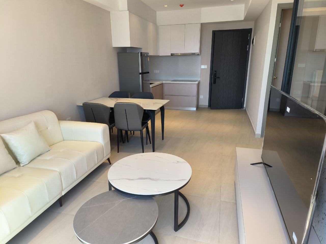 Two bedroom for rent at Toul kork