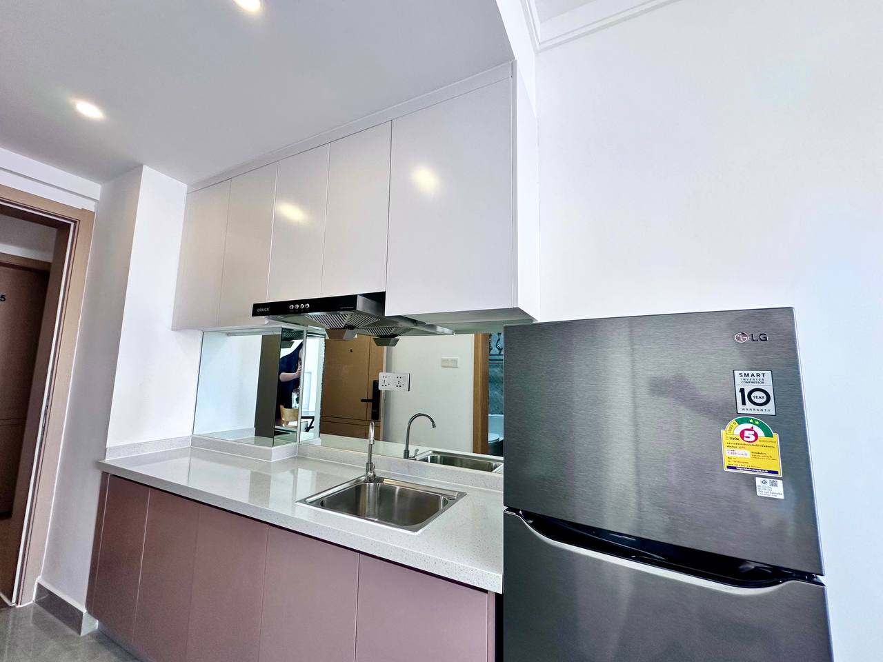 Studio Room For Rent Wat Phnom RiverSide