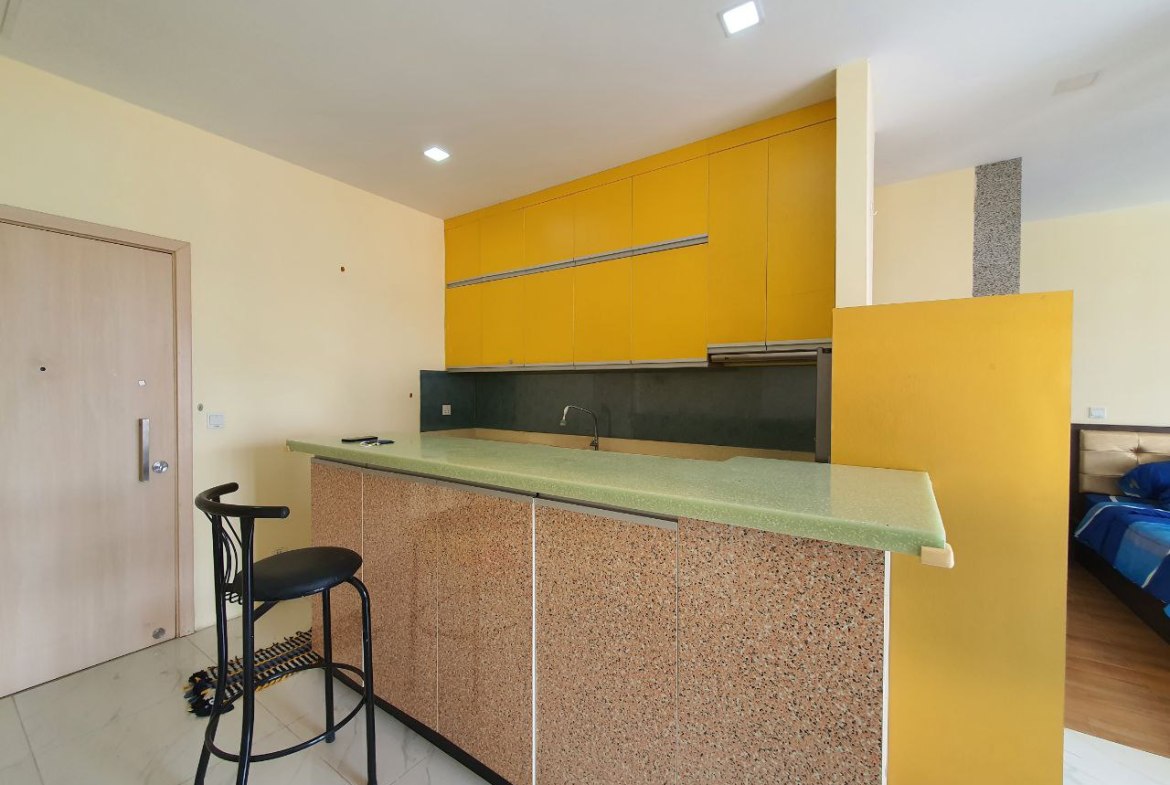 Brand new one bedroom at Beoug Tompon