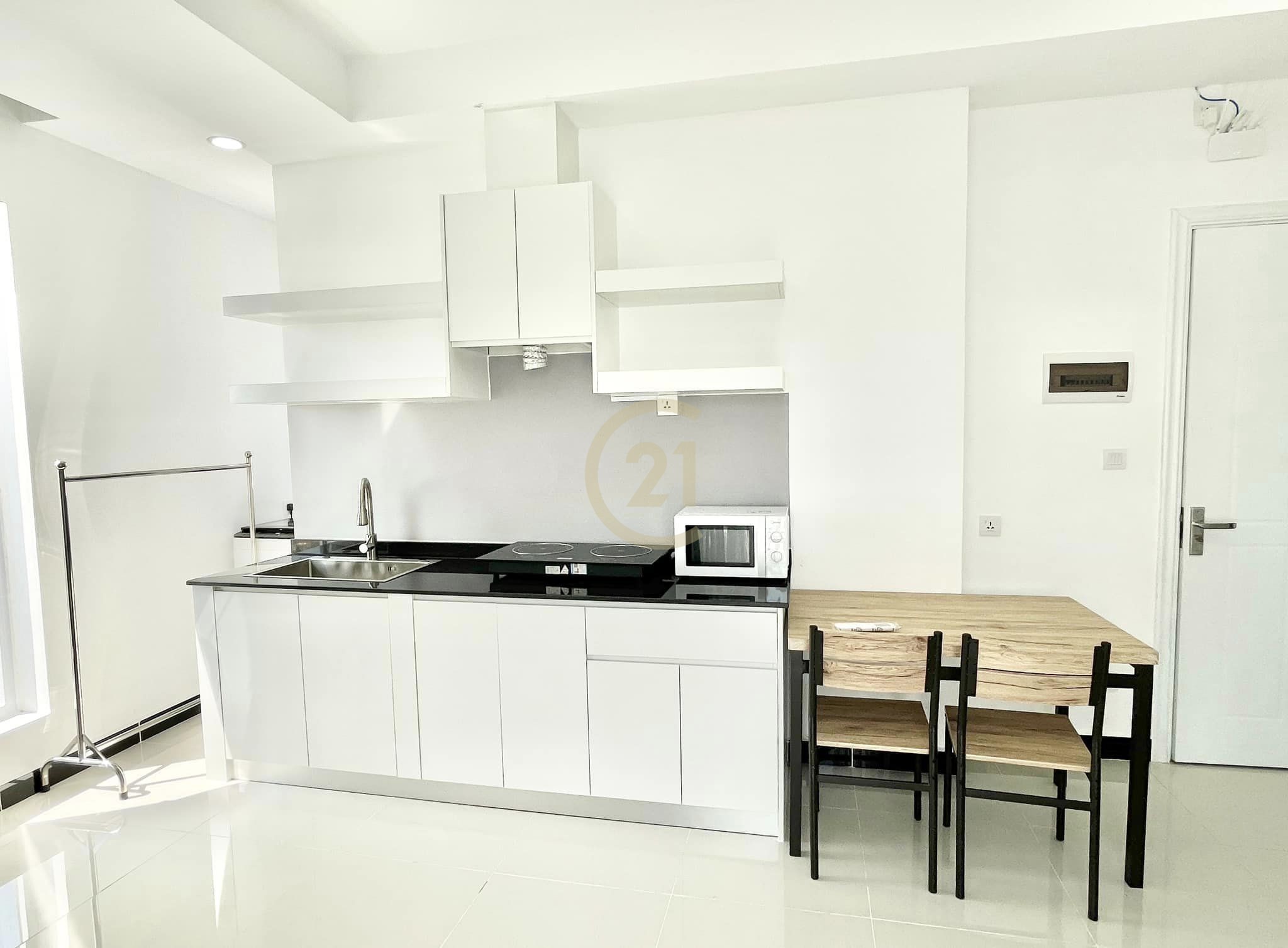 – BRAND NEW ONE BEDROOM FOR RENT