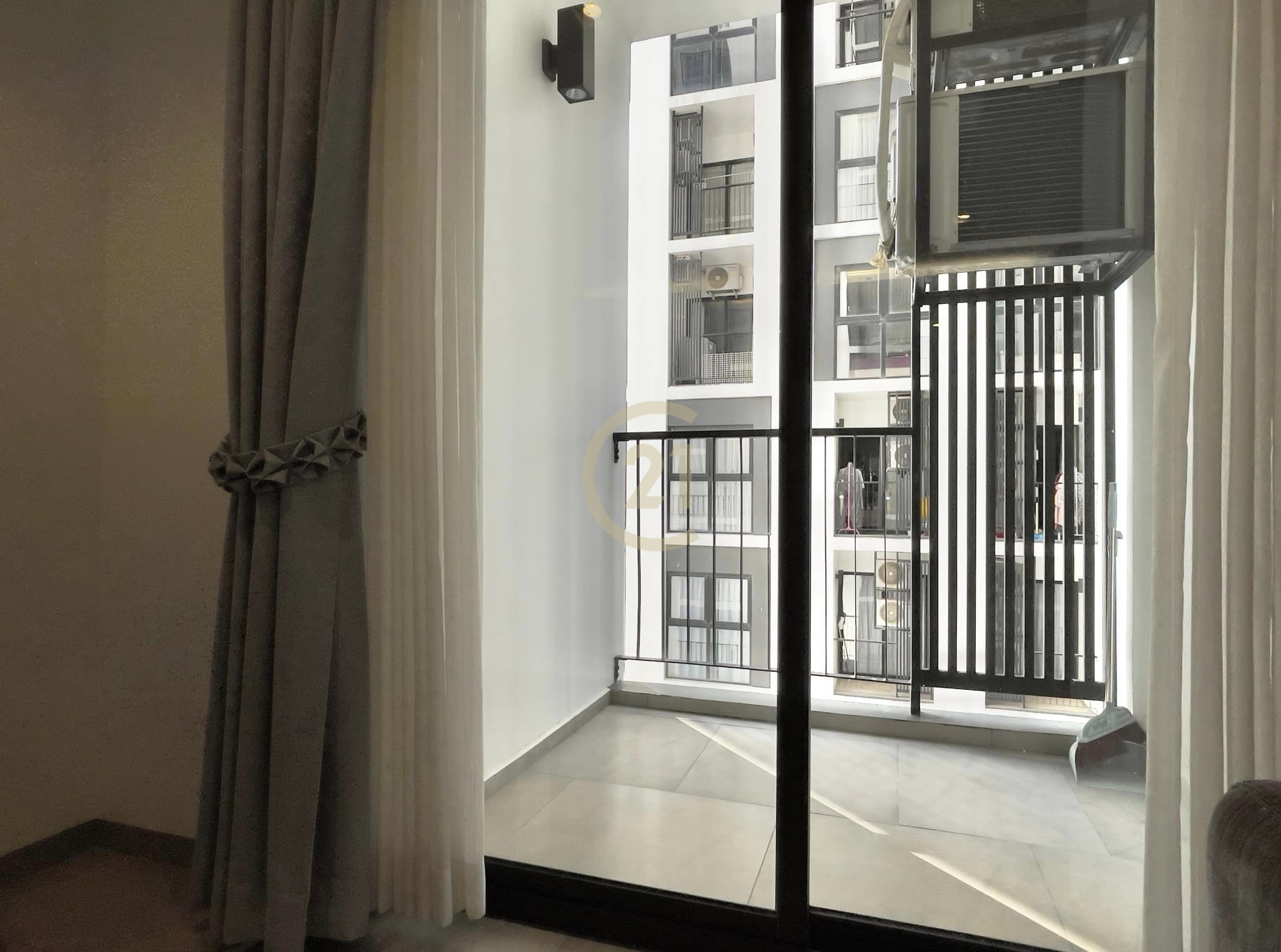 MODERN ONE BEDROOM FOR RENT
