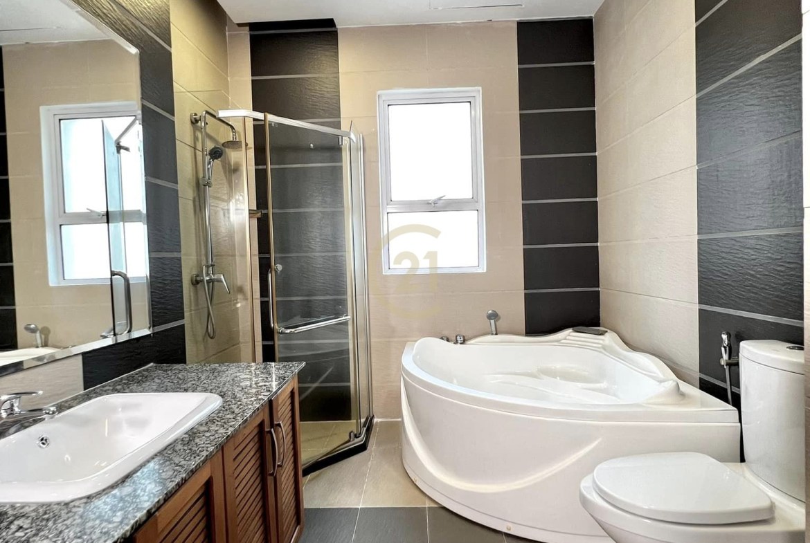 LUXERY TWO BEDROOM FOR RENT