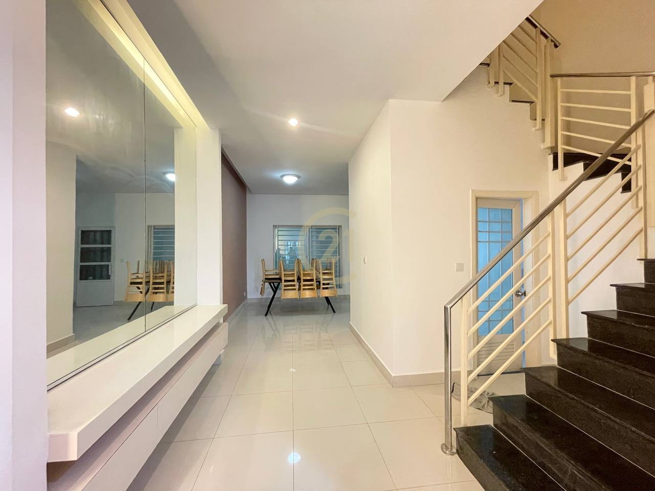 Villa For Rent At Peng Hout Boeng Snor