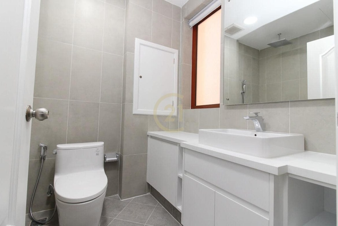 LUXERY TWO BEDROOM FOR RENT